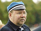 На том же заседании зампред конституционной комиссии эстонского парламента Эвелин Сепп заявила, что ответственность за незаконную перевозку лежит на тогдашнем премьер-министре, ныне депутате парламента Марте Лааре На том же заседании зампред конституционной комиссии эстонского парламента Эвелин Сепп заявила, что ответственность за незаконную перевозку лежит на тогдашнем премьер-министре, ныне депутате парламента Марте Лааре