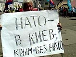 "Итоги референдума не будут иметь юридической силы, но нам важно показать властям в Киеве подлинное настроение крымчан. Это будет ответ политике проамериканских оранжистов, пытающихся втянуть Украину в НАТО", - сказал Грач