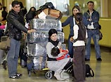 Хаос в аэропорту Мадрида -  тысячи людей не могут улететь в Латинскую Америку