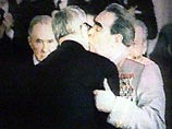 Считается, что по своим человеческим качествам Брежнев был добрым, даже сентиментальным и простоватым человеком, не лишенным человеческих слабостей