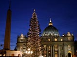 На площади Святого Петра в Риме зажглись огни рождественской ели