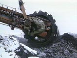 На шахте близ Воркуты произошел обвал породы - под завалом остались люди
