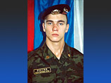 В субботу в Чистополе (Татарстан) похоронили 18-летнего солдата-срочника Раиля Бикмухаметова, по предварительным данным, покончившего жизнь самоубийством из-за дедовщины