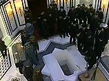 Сапармурат Ниязов похоронен в мавзолее в родовом селении Кипчак Сапармурат Ниязов похоронен в мавзолее в родовом селении Кипчак
