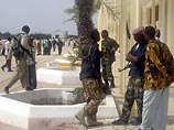 Между тем по поступающим с места событий сообщениям, за последние дни в боях с объединенными силами переходного правительства Сомали и армии Эфиопии погибли более тысячи сторонников "Объединенных исламских судов"