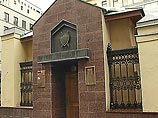 Генеральная прокуратура России проверяет в рамках расследования дела об отравлении бывшего сотрудника ФСБ Александра Литвиненко версию о возможной причастности к этому преступлению бывшего совладельца ЮКОСа Леонида Невзлина Генеральная прокуратура России проверяет в рамках расследования дела об отравлении бывшего сотрудника ФСБ Александра Литвиненко версию о возможной причастности к этому преступлению бывшего совладельца ЮКОСа Леонида Невзлина
