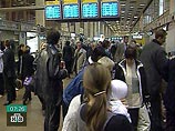 Тысячи пассажиров застряли в пекинском аэропорту из-за сильного снегопада Тысячи пассажиров застряли в пекинском аэропорту из-за сильного снегопада