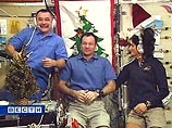 Для российско-американского экипажа МКС, как обычно, по законам орбитального полета, Новый год можно отмечать 20 раз - 16 раз по часовым поясам и еще 4 раза неформально