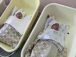 67-летняя жительница Испании родила близнецов, став таким образом самой пожилой роженицей в мире. Об этом сообщают сотрудники больницы в Барселоне