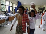С затонувшего в Индонезии парома спаслись не менее 200 человек
