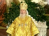 Накануне ночью в московском храме Христа Спасителя было совершено праздничное богослужение. Его возглавил Патриарх Московский и всея Руси Алексий II