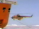 Два российских вертолета впервые приземлились на Южном полюсе