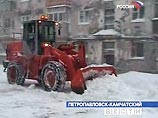 На Камчатку обрушился мощный снежный циклон