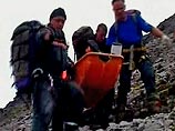 Спасатели в Адыгее вынесли из гор туриста, обнаруженного четыре дня назад