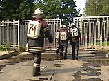 Принято решение ниже участка горения перерезать все кабели, по которым может распространяться пламя Принято решение ниже участка горения перерезать все кабели, по которым может распространяться пламя