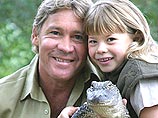 Бинди Ирвин, восьмилетняя дочь погибшего от укола шипом ската австралийского "охотника за крокодилами", начинает собственную карьеру на американском телевидении