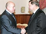 Доме правительства России в пятницу вечером после технического перерыва продолжились переговоры премьер-министра Михаила Фрадкова с его белорусским коллегой Сергеем Сидорским по "нефтяной проблеме", сообщила пресс-служба российского правительства Доме правительства России в пятницу вечером после технического перерыва продолжились переговоры премьер-министра Михаила Фрадкова с его белорусским коллегой Сергеем Сидорским по "нефтяной проблеме", сообщила пресс-служба российского правительства