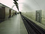 На станции московского метро "Площадь Ильича" человек упал на пути