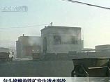 Шесть горняков удалось вызволить в четверг из затопленного рудника на севере Китая, где оказались блокированы в общей сложности 35 человек Шесть горняков удалось вызволить в четверг из затопленного рудника на севере Китая, где оказались блокированы в общей сложности 35 человек