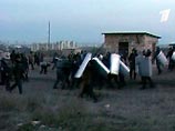 Столкновения с крымскими татарами в Симферополе за землю: есть пострадавшие Столкновения с крымскими татарами в Симферополе за землю: есть пострадавшие
