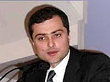 Как ожидается, скандальные поправки будут существенно смягчены. Об этом лидеры "Единой России" договорились в минувшую пятницу на встрече с заместителем главы президентской администрации Владиславом Сурковым Как ожидается, скандальные поправки будут существенно смягчены. Об этом лидеры "Единой России" договорились в минувшую пятницу на встрече с заместителем главы президентской администрации Владиславом Сурковым