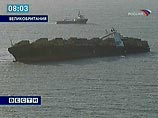 Англичане на побережье ищут "клад", выброшенный в море с судна во время урагана "Кирилл" Англичане на побережье ищут "клад", выброшенный в море с судна во время урагана "Кирилл"