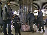 В Санкт-Петербурге из-за SMS об угрозе терактов проверены центральные станции метро В Санкт-Петербурге из-за SMS об угрозе терактов проверены центральные станции метро
