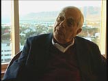 90-летний Бернард Льюис, родившийся в Великобритании в еврейской семье, доцент Принстонского университета, является одним из самых известных знатоков исламского мира 90-летний Бернард Льюис, родившийся в Великобритании в еврейской семье, доцент Принстонского университета, является одним из самых известных знатоков исламского мира