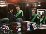 Пяти болгарским медсестрам, приговоренным в Ливии к расстрелу за умышленное заражение сотен детей вирусом иммунодефицита, предъявлены новые обвинения - в клевете на ливийскую полицию Пяти болгарским медсестрам, приговоренным в Ливии к расстрелу за умышленное заражение сотен детей вирусом иммунодефицита, предъявлены новые обвинения - в клевете на ливийскую полицию