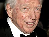В США в возрасте 89 лет скончался известный писатель Сидни Шелдон. Он умер от осложнений после пневмонии в медицинском центре имени Эйзенхауэра в Ранчо Мираж. В момент смерти у его постели были жена Александра и дочь Мэри В США в возрасте 89 лет скончался известный писатель Сидни Шелдон. Он умер от осложнений после пневмонии в медицинском центре имени Эйзенхауэра в Ранчо Мираж. В момент смерти у его постели были жена Александра и дочь Мэри