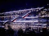 Крупнейшему в мире музею современного искусства Центру Помпиду - 30 лет Крупнейшему в мире музею современного искусства Центру Помпиду - 30 лет
