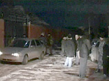 В среду около 20:30 по московскому времени неизвестные, находившиеся в машине "ВАЗ-21099" серебристого цвета, обстреляли автомобиль, в котором ехали муфтий Ингушетии Иса-Хаджи Хамхоев и его сын