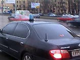 На российских дорогах депутатов узнают по трем буквам на машине