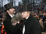 Сурок Фил и байбак Тимка возвестили приход весны, каждый по-своему Сурок Фил и байбак Тимка возвестили приход весны, каждый по-своему