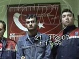 Представитель турецкой полиции, в свою очередь, сообщил: "Видео было показано по телевидению вечером в четверг, и инспекторы выяснят, кто и с какой целью это сделал. Полиция сделает все необходимое, чтобы виновный получил соответствующее наказание"