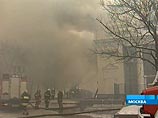 Как сообщил ИТАР-ТАСС начальник пресс-службы столичного Управления МЧС Евгений Бобылев, сейчас выясняются причины возгорания. На месте работает испытательно-пожарная лаборатория, а также несколько пожарных расчетов
