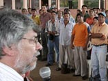 Святой Престол запретил в служении парагвайского епископа Арминдо Луго Мендеса после того, как прелат выдвинул свою кандидатуру на президентские выборы 2008 года