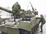 Подписанный 19 декабря 1990 года в Париже Договор об обычных вооруженных силах в Европе (ДОВСЕ) ограничивает следующие категории вооружений: боевые танки, боевые бронированные машины , артиллерия калибра 100 мм и более, боевые самолеты, ударные вертолеты Подписанный 19 декабря 1990 года в Париже Договор об обычных вооруженных силах в Европе (ДОВСЕ) ограничивает следующие категории вооружений: боевые танки, боевые бронированные машины , артиллерия калибра 100 мм и более, боевые самолеты, ударные вертолеты