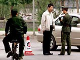 В Пекине запретили плеваться. Если очень хочется, то можно за $6,5 В Пекине запретили плеваться. Если очень хочется, то можно за $6,5