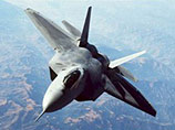 Истребители F-22A построены с применением технологии "стелс", призванной делать их малозаметными для радаров противника. Каждый такой самолет стоит до 135 млн долларов без учета программы их разработки, которая обошлась в 61 млрд долларов