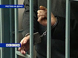 Подсудимые по "делу Худякова", расстрелявшие трех жителей Чечни, освобождены из-под стражи в зале суда Подсудимые по "делу Худякова", расстрелявшие трех жителей Чечни, освобождены из-под стражи в зале суда