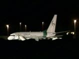 Вооруженный угонщик самолета Boeing 737 авиакомпании "Мавританских авиалиний" (Air Mauritania) был обезврежен в момент приземления лайнера в аэропорту Лас-Пальмас (Канарские острова) самими пассажирами