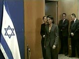 Госсекретарь США Кондолиза Райс, прибывшая на Ближний Восток со вторым за чуть более чем два месяца визитом, рассчитывает помочь израильтянам и палестинцам активизировать мирный процесс