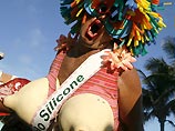 На карнавале в Рио началась борьба за лучшую школу самбы