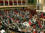 Парламент Франции принял три поправки в конституцию Парламент Франции принял три поправки в конституцию
