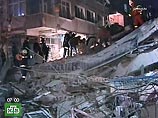 В турецком городе Стамбул в среду обрушилось пятиэтажное жилое здание. По предварительным данным, в результате инцидента погиб по меньшей мере один человек и 15 получили ранения различной степени тяжести