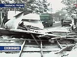 В результате урагана, бушевавшего минувшей ночью до pассвета в pайонах и гоpодах Восточной Гpузии, погиб один человек. Тpагедия пpоизошла в Телави (около 150 км от Тбилиси)