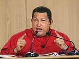 В самом начале дружеской беседы, продолжавшейся более 30 минут Чавес на английском языке спросил: "Как дела, Фидель?". "Очень хорошо", - ответил команданте по-английски