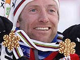 35-летний норвежский лыжник Одд-Бьорн Хьелмсет выиграл марафон на 50 км классическим стилем на чемпионате мира в Саппоро, опередив на финишной прямой своего соотечественника Фроде Эстила
