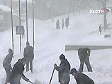 В южных районах и Владивостоке за сутки выпало более двух месячных норм осадков. По прогнозу синоптиков, циклон будет бушевать еще как минимум 12-16 часов В южных районах и Владивостоке за сутки выпало более двух месячных норм осадков. По прогнозу синоптиков, циклон будет бушевать еще как минимум 12-16 часов